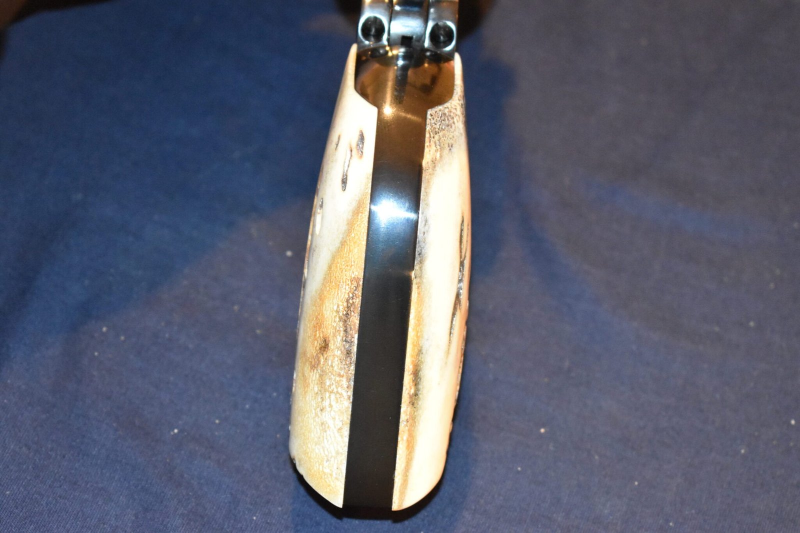COLT SINGLE ACTION ARMY (S.A.A.) SAMBAR STAG GRIPS SAAS27 - Image 10