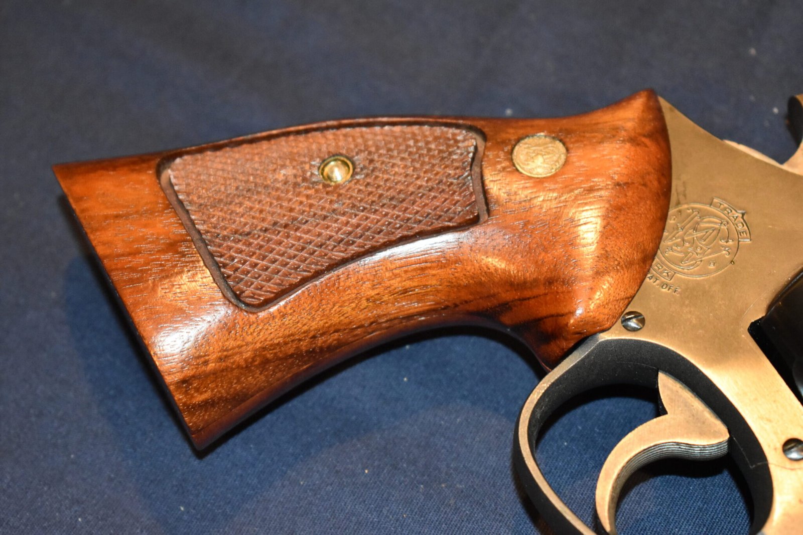 SMITH & WESSON FACTORY N FRAME TARGET GRIPS NT45 - Image 11