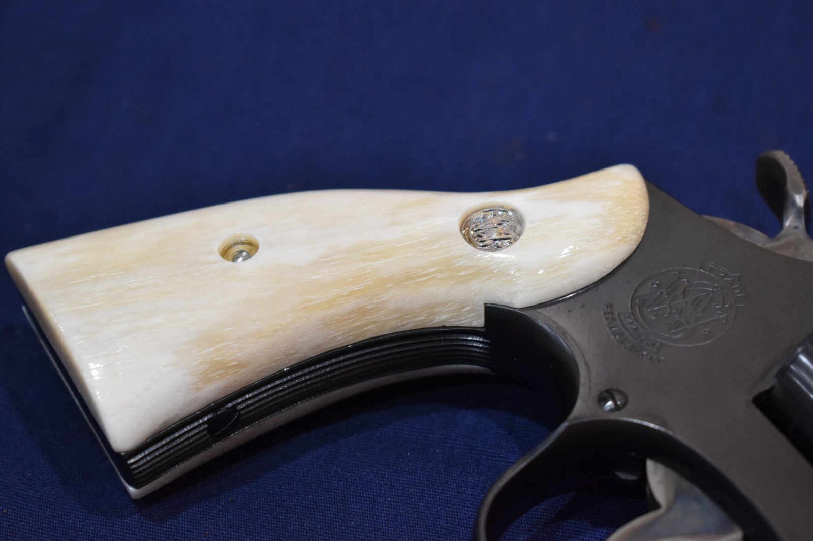 SMITH & WESSON K OR L FRAME SQUARE BUTT PREMIUM GRADE GIRAFFE BONE GRIPS KSQGB7 - Image 11