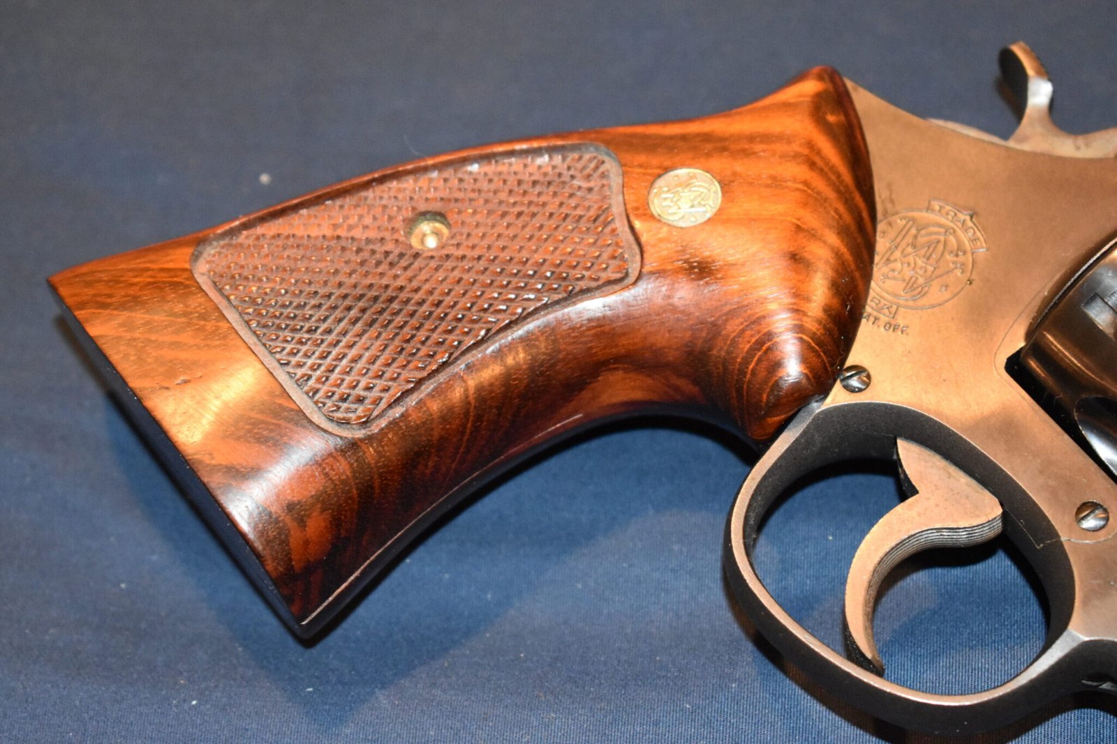 SMITH & WESSON FACTORY N FRAME TARGET GRIPS NT50 - Image 11