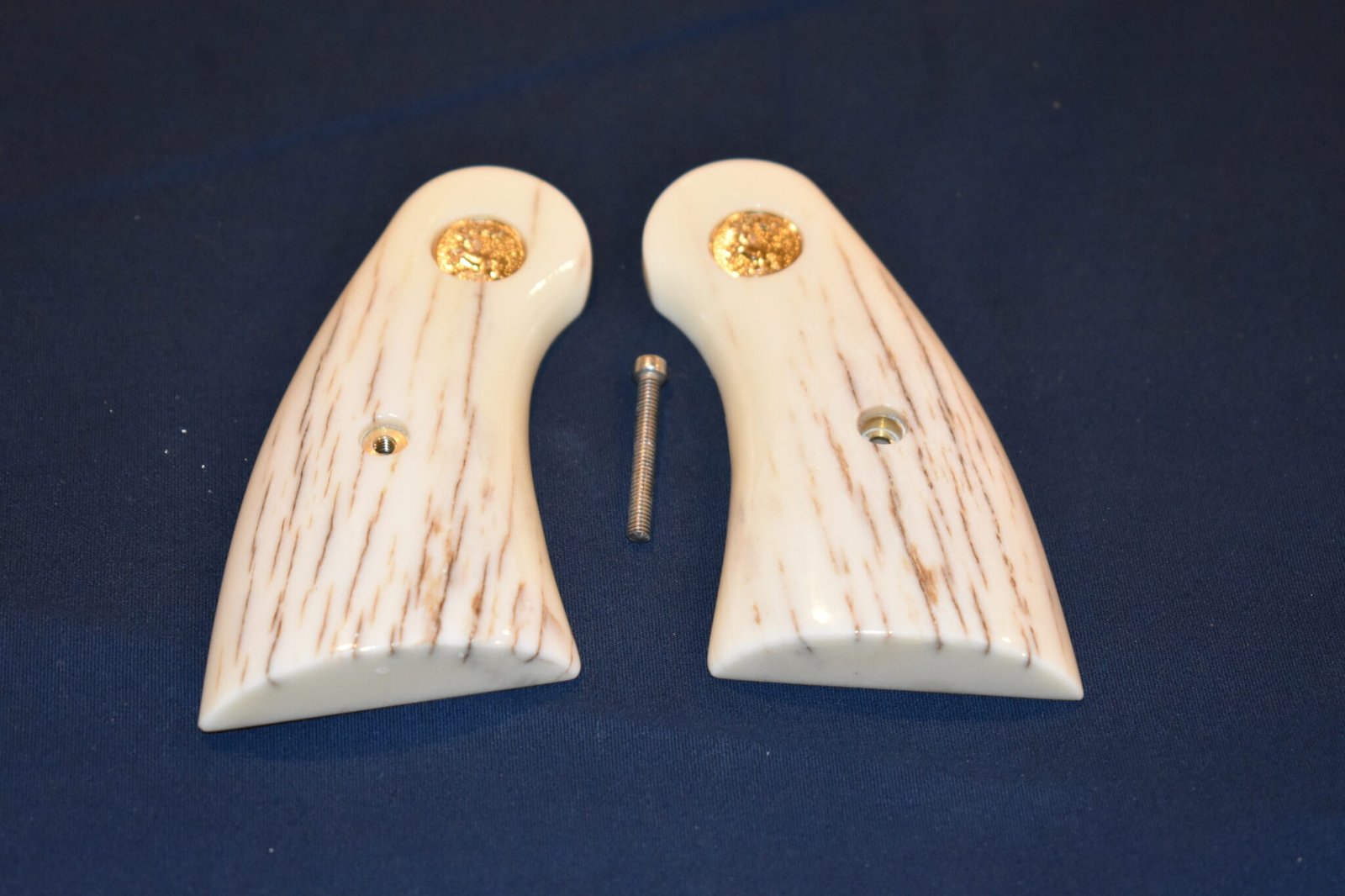 COLT PYTHON PREMIUM GRADE GIRAFFE BONE GRIPS CPGB13 - Image 2