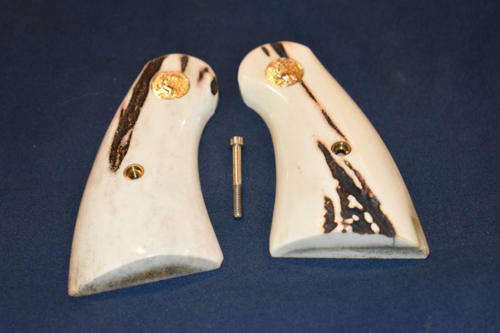 COLT PYTHON SAMBAR STAG GRIPS CPSS26 - Image 2