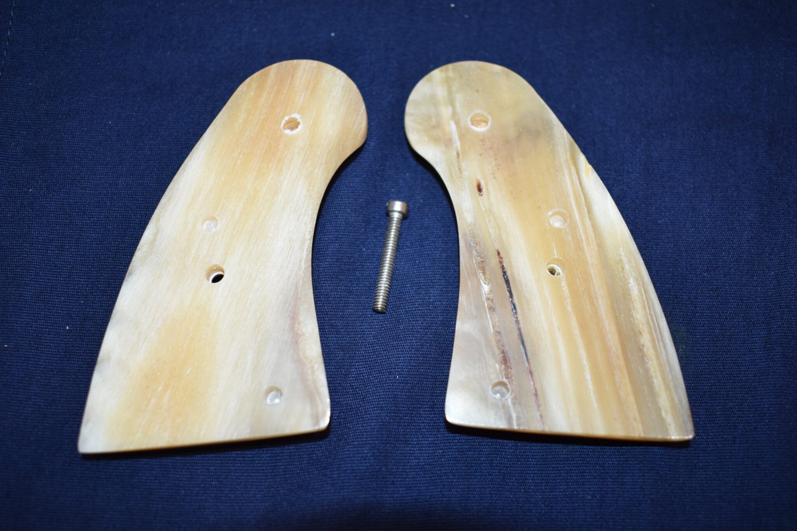 COLT PYTHON RAM'S HORN GRIPS CPRH8 - Image 3