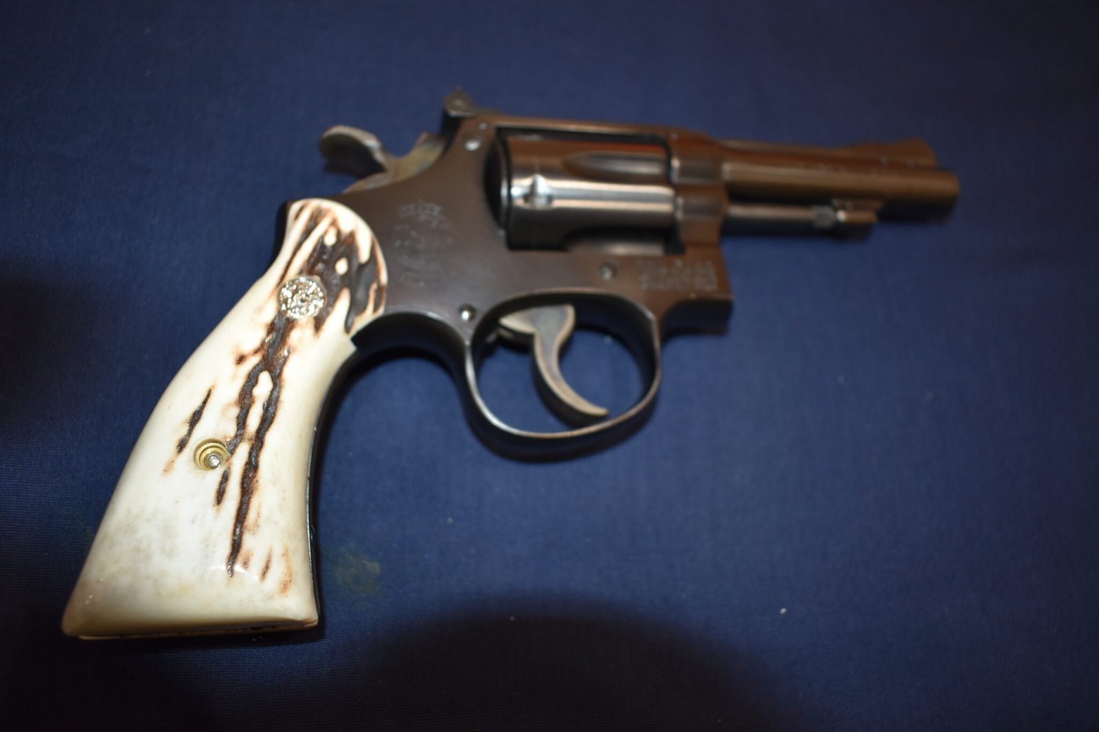 SMITH & WESSON K FRAME SQUARE BUTT VINTAGE SAMBAR STAG GRIPS KSQSS19 - Image 7