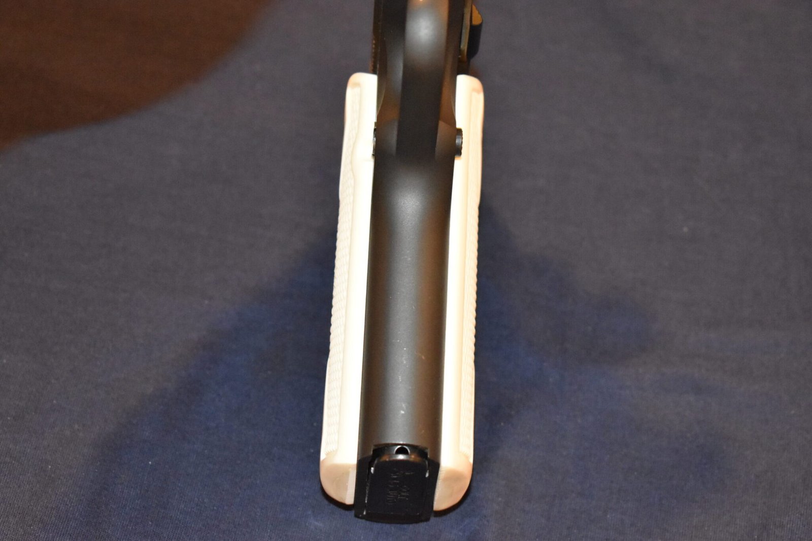 COLT 1911 CHECKERED BUFFALO BONE GRIPS 1911BB8 - Image 8