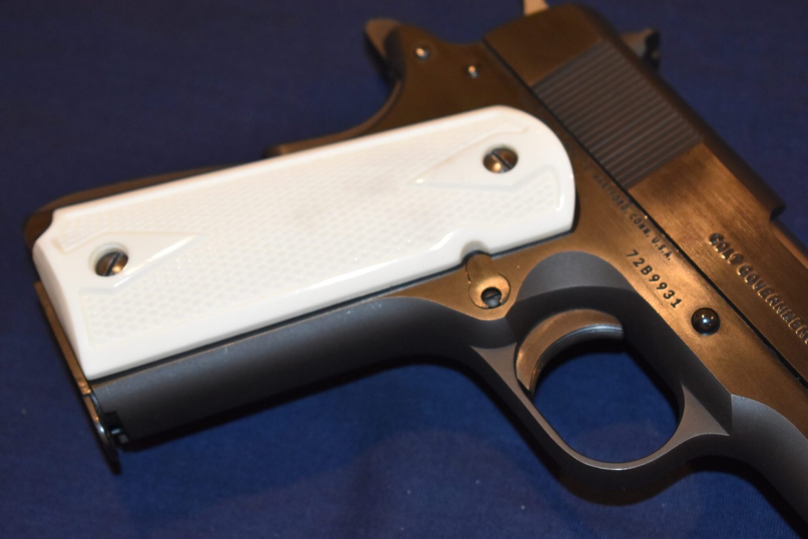 COLT 1911 CHECKERED BUFFALO BONE GRIPS 1911BB8 - Image 11