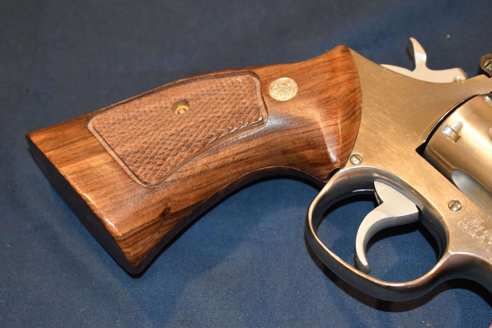 SMITH & WESSON FACTORY K FRAME TARGET GRIPS KCT21 - Image 11