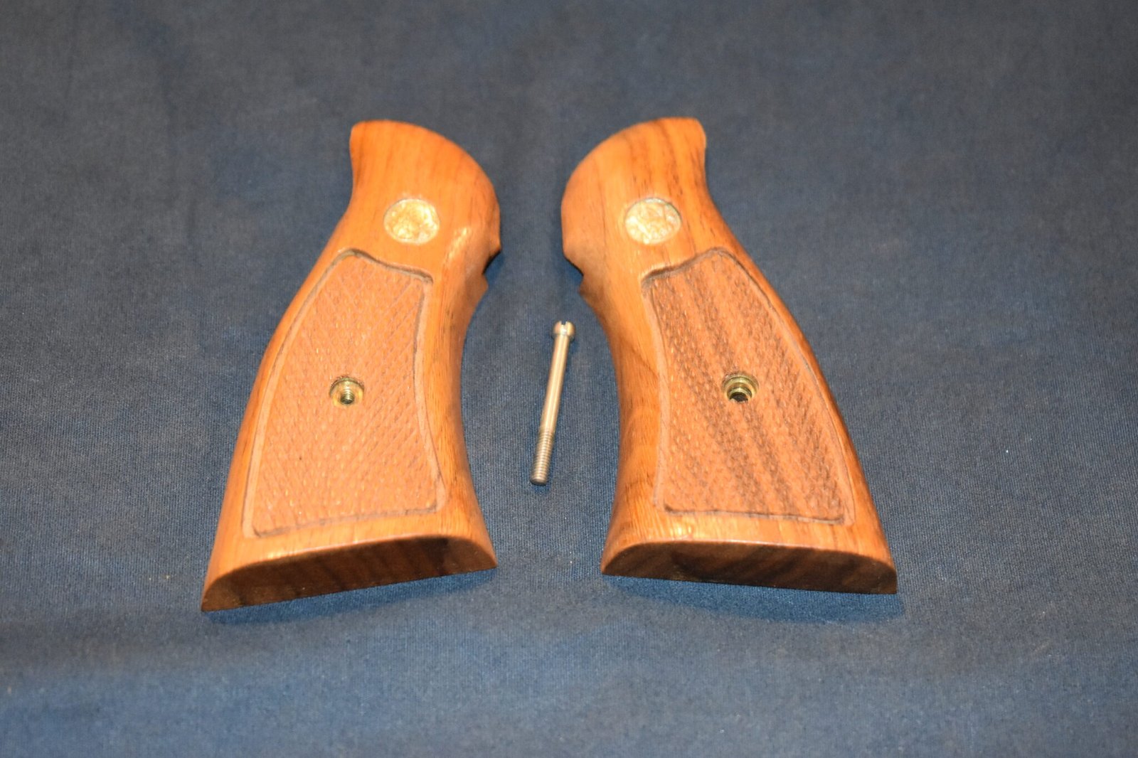 SMITH & WESSON N FRAME MAGNA GRIPS SWNM7 - Image 2
