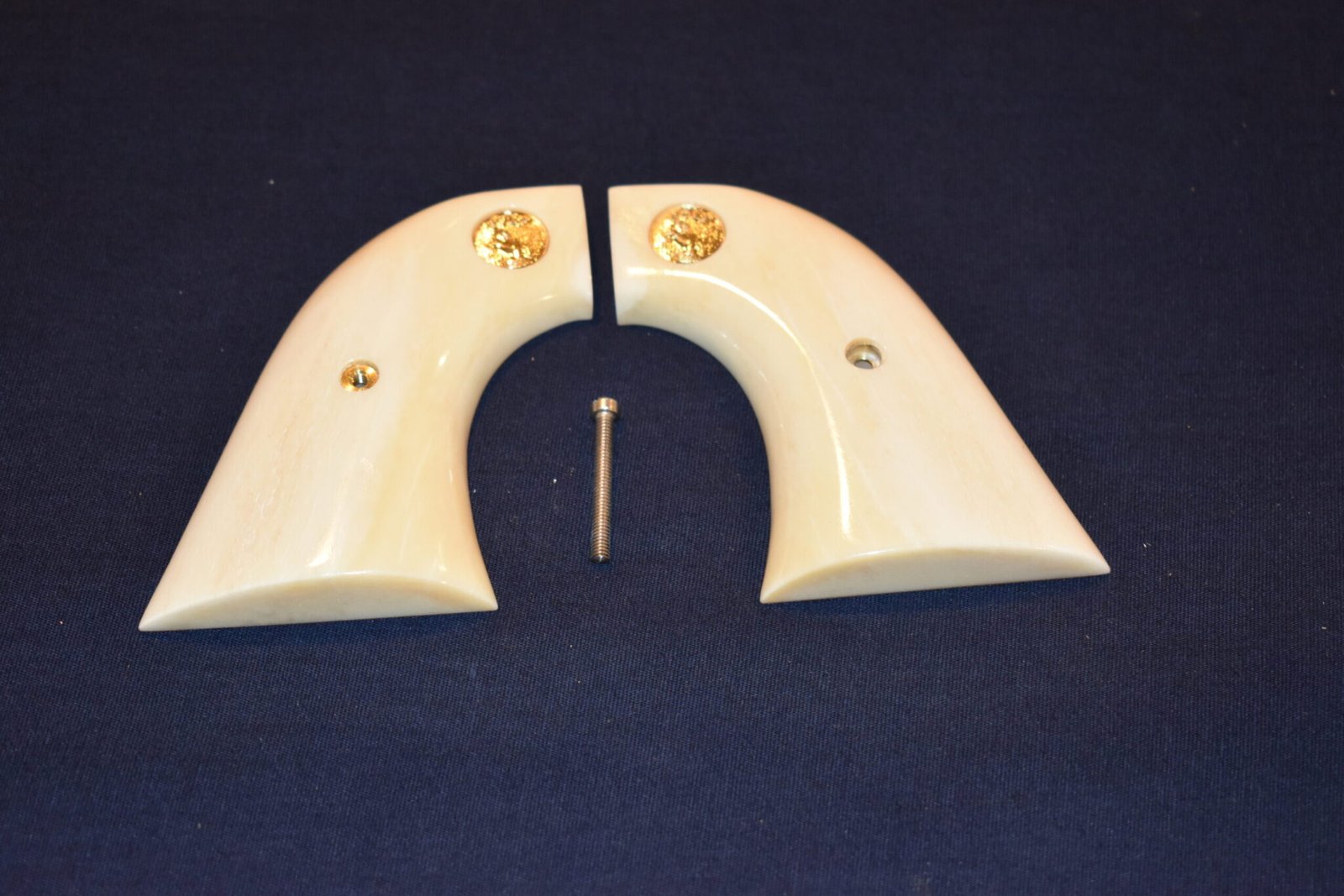 COLT SINGLE ACTION ARMY (S.A.A.) PREMIUM GRADE GIRAFFE BONE GRIPS SAAGB4 - Image 2
