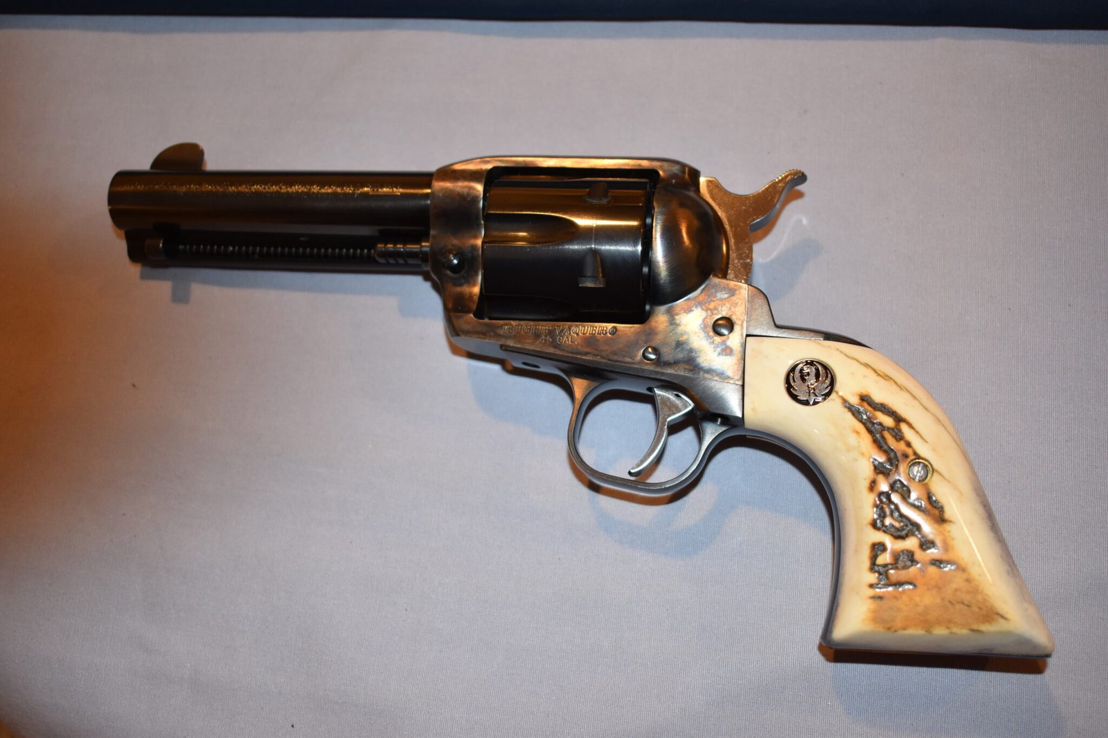 RUGER NEW MODEL BLACKHAWK OR OLD VAQUERO VINTAGE SAMBAR STAG GRIPS RBHS28 - Image 4
