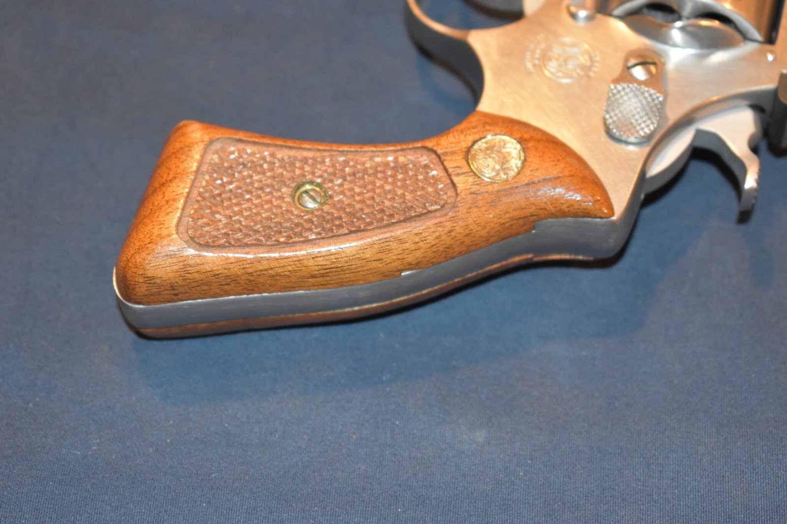 SMITH & WESSON J FRAME GRIPS JSQM2 - Image 5