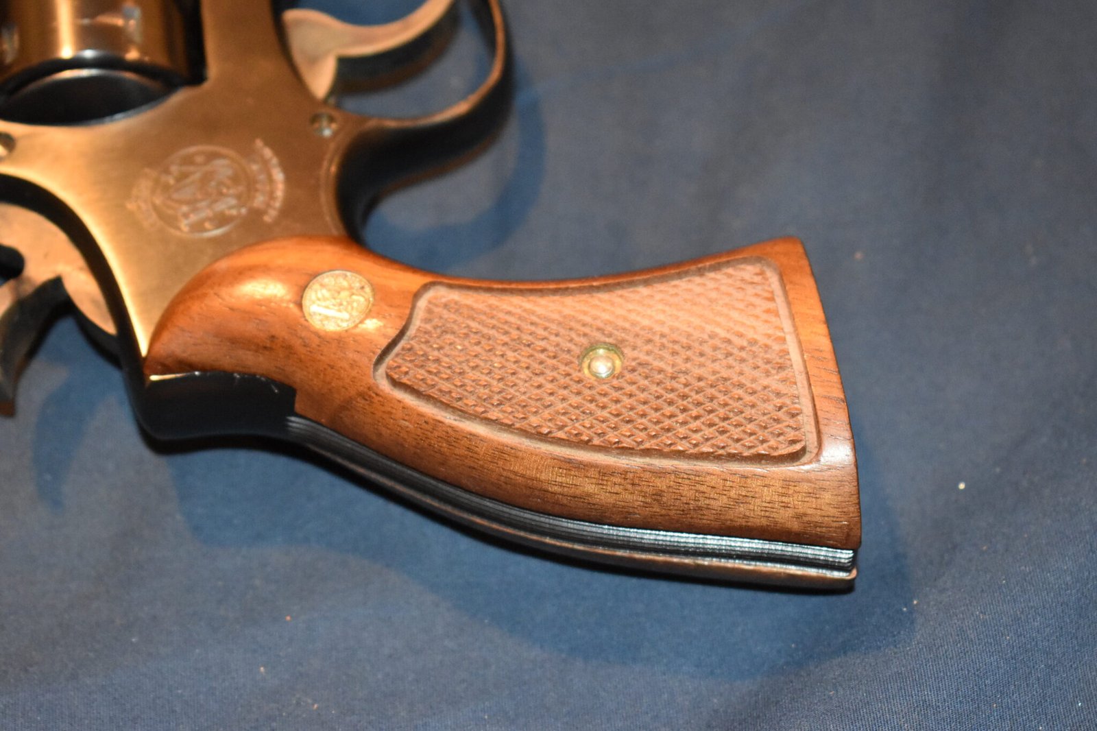 SMITH & WESSON K FRAME SQUARE BUTT MAGNA GRIPS KSQM13 - Image 6