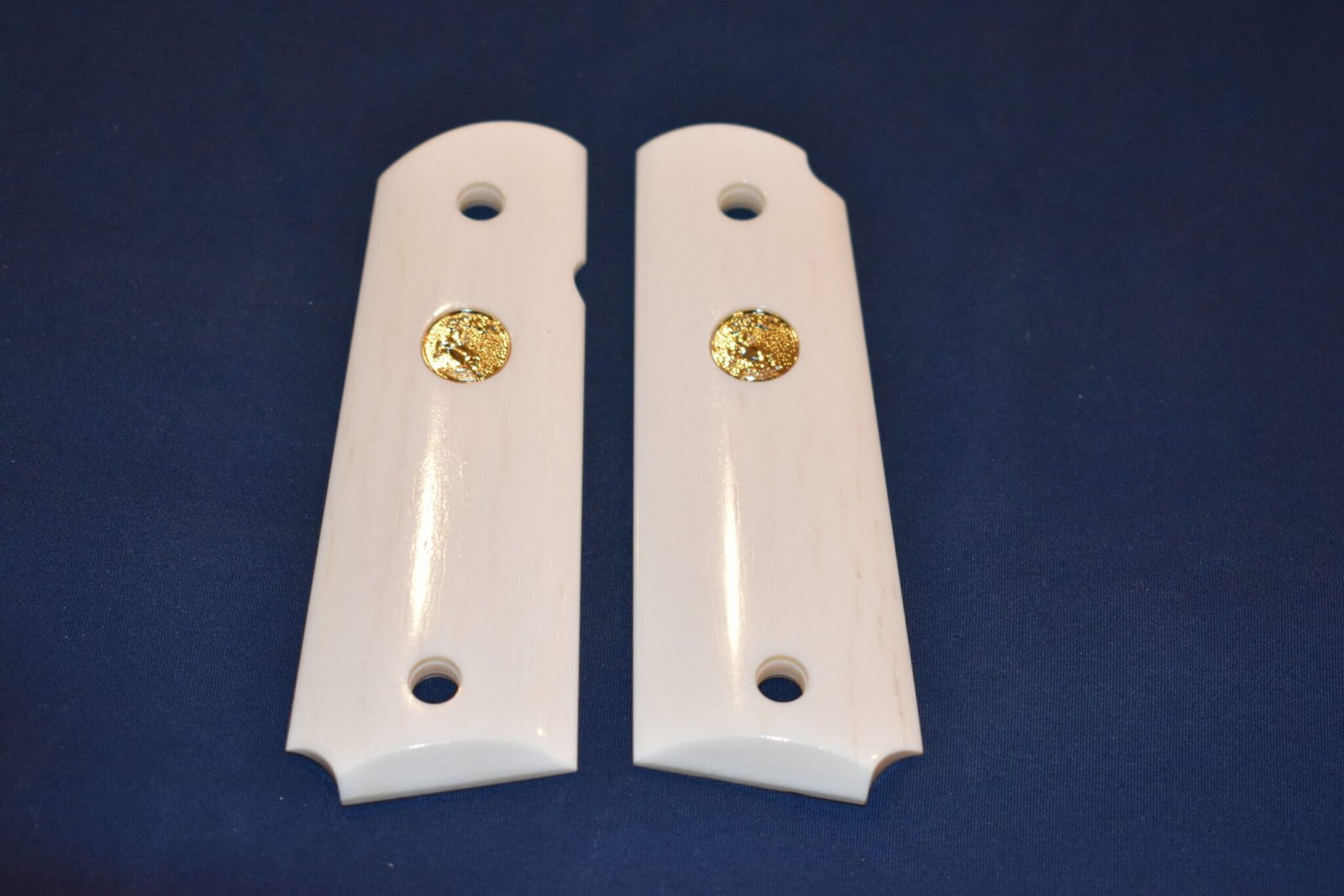 COLT 1911 PREMIUM GRADE GIRAFFE BONE GRIPS 1911GB18 - Image 2