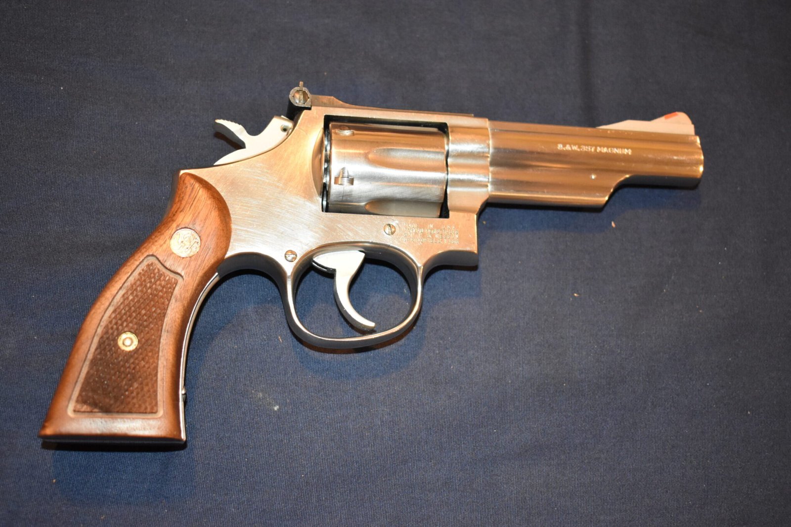 SMITH & WESSON K FRAME SQUARE BUTT MAGNA GRIPS KSQM6 - Image 7