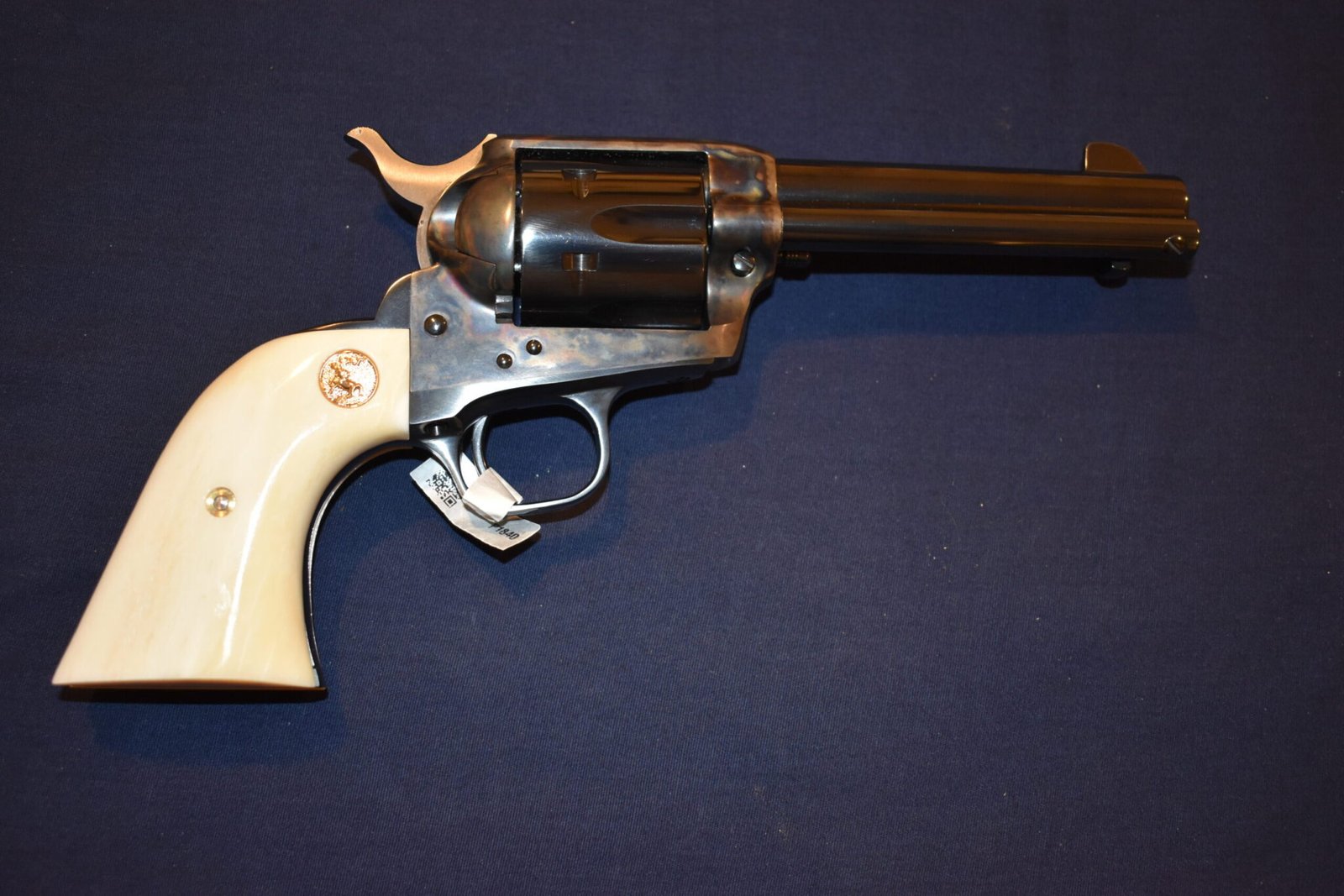 COLT SINGLE ACTION ARMY (S.A.A.) PREMIUM GRADE GIRAFFE BONE GRIPS SAAGB4 - Image 7