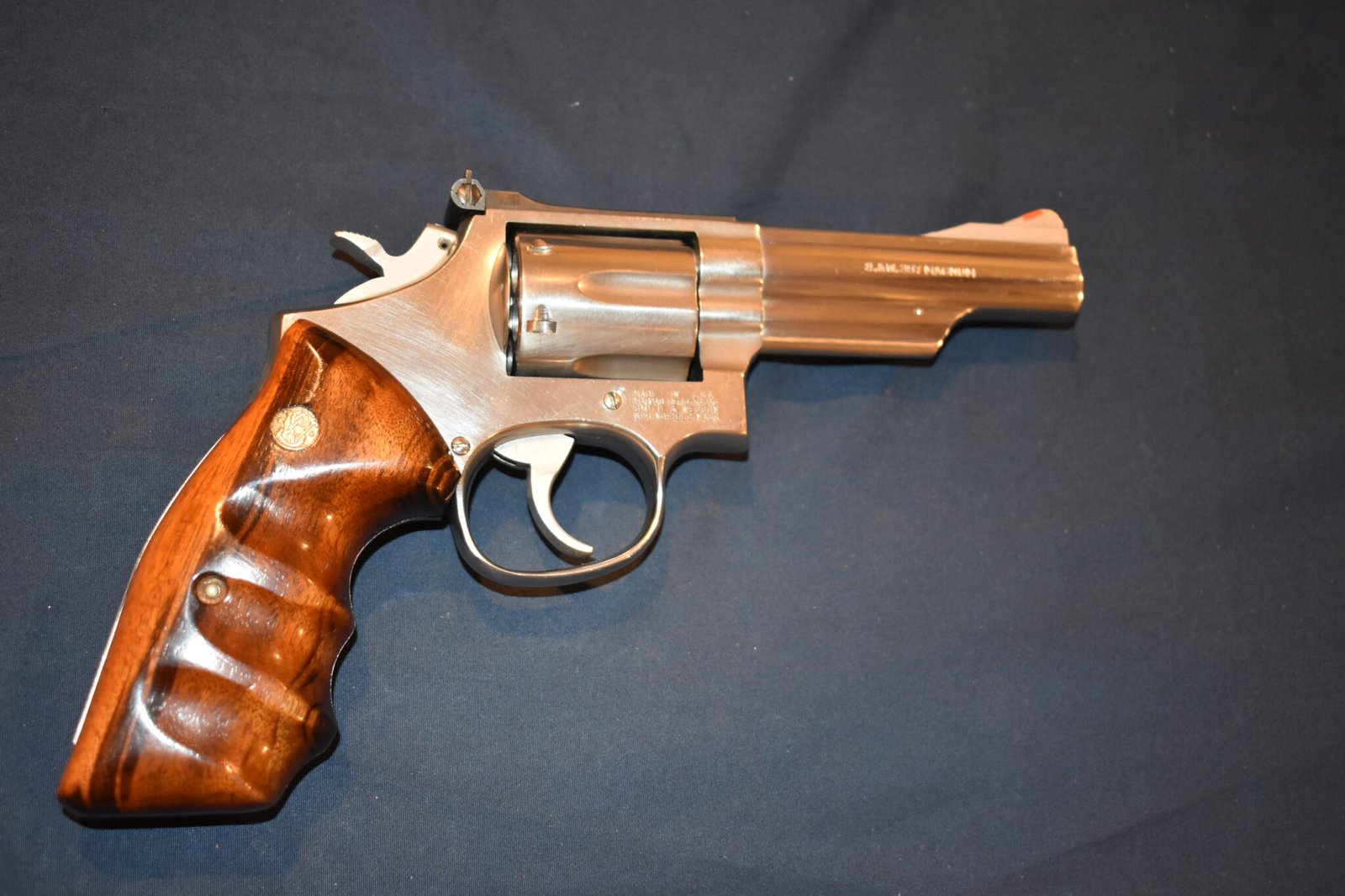 SMITH & WESSON K FRAME SQUARE BUTT FACTORY COMBAT GRIPS KSQC6 - Image 7