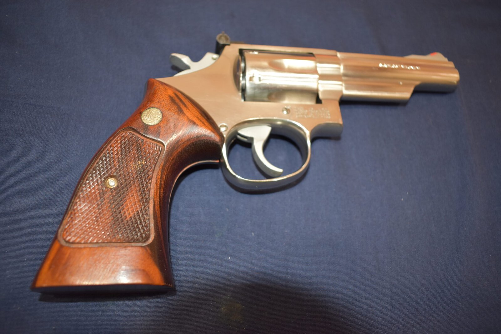 SMITH & WESSON FACTORY K FRAME TARGET GRIPS KT10 - Image 7