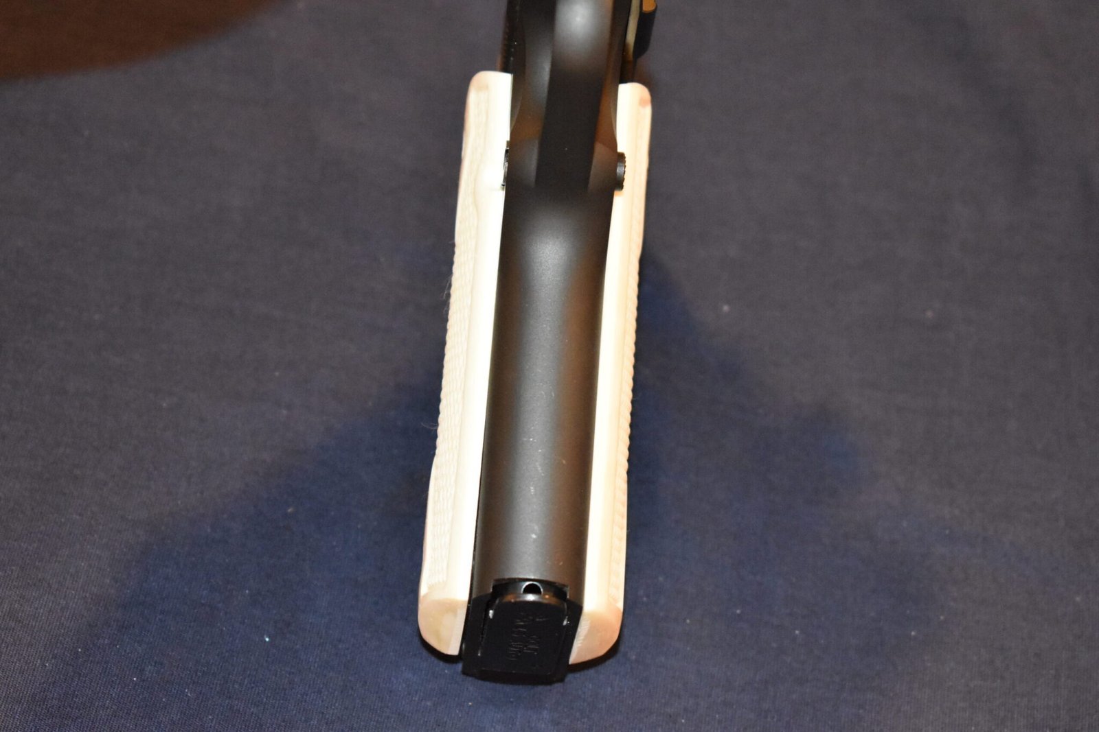 COLT 1911 CHECKERED BUFFALO BONE GRIPS 1911BB9 - Image 8