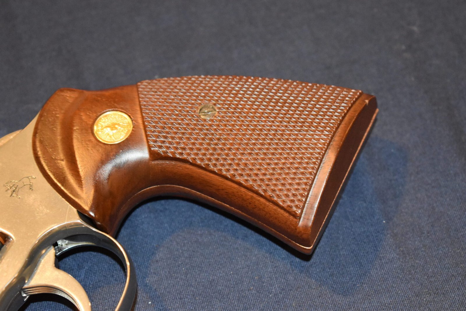 COLT FACTORY I FRAME TARGET GRIPS FOR A COLT PYTHON CPT2 - Image 12