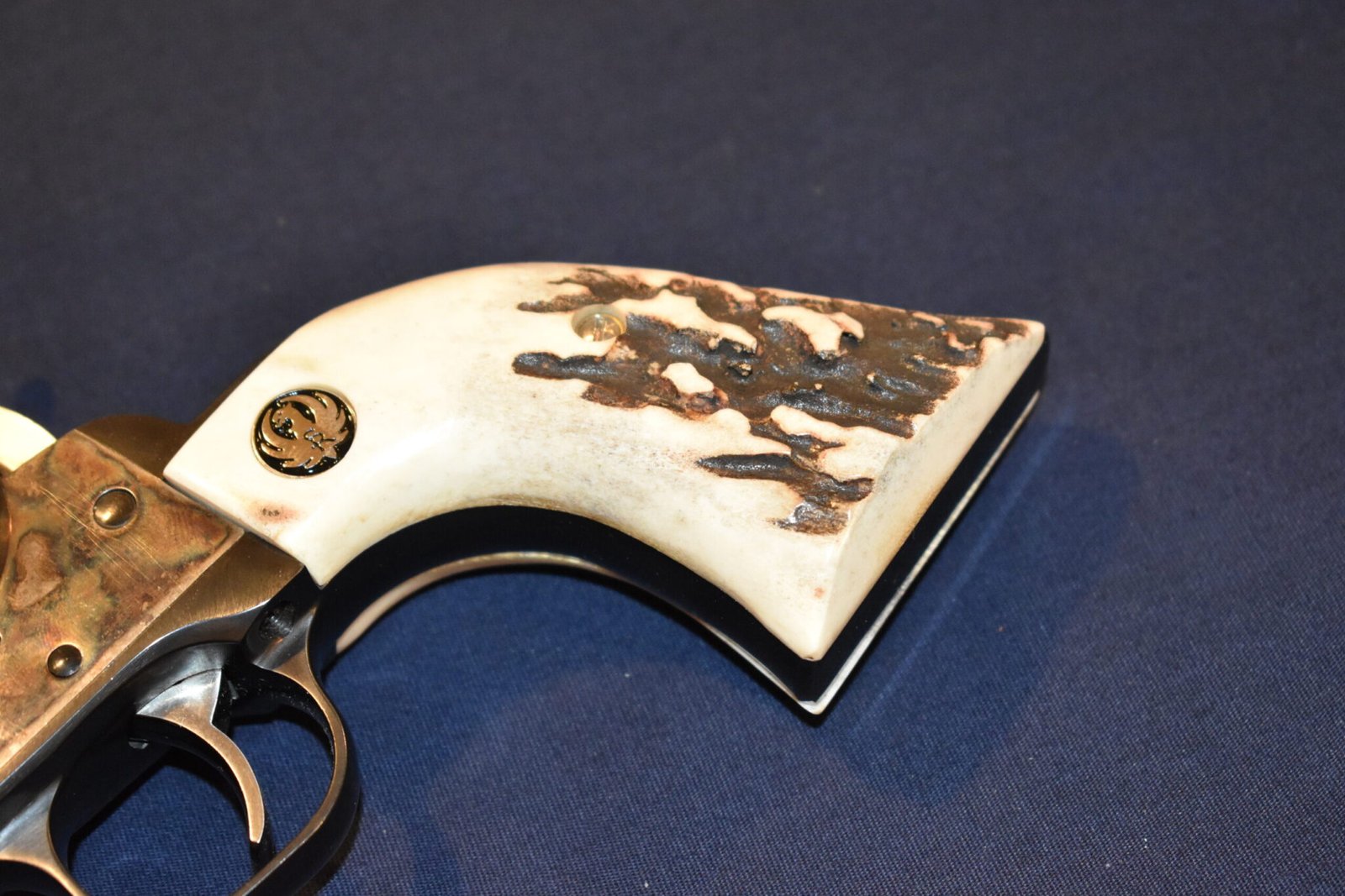 RUGER NEW MODEL BLACKHAWK OR OLD VAQUERO VINTAGE SAMBAR STAG GRIPS RBHS25 - Image 12
