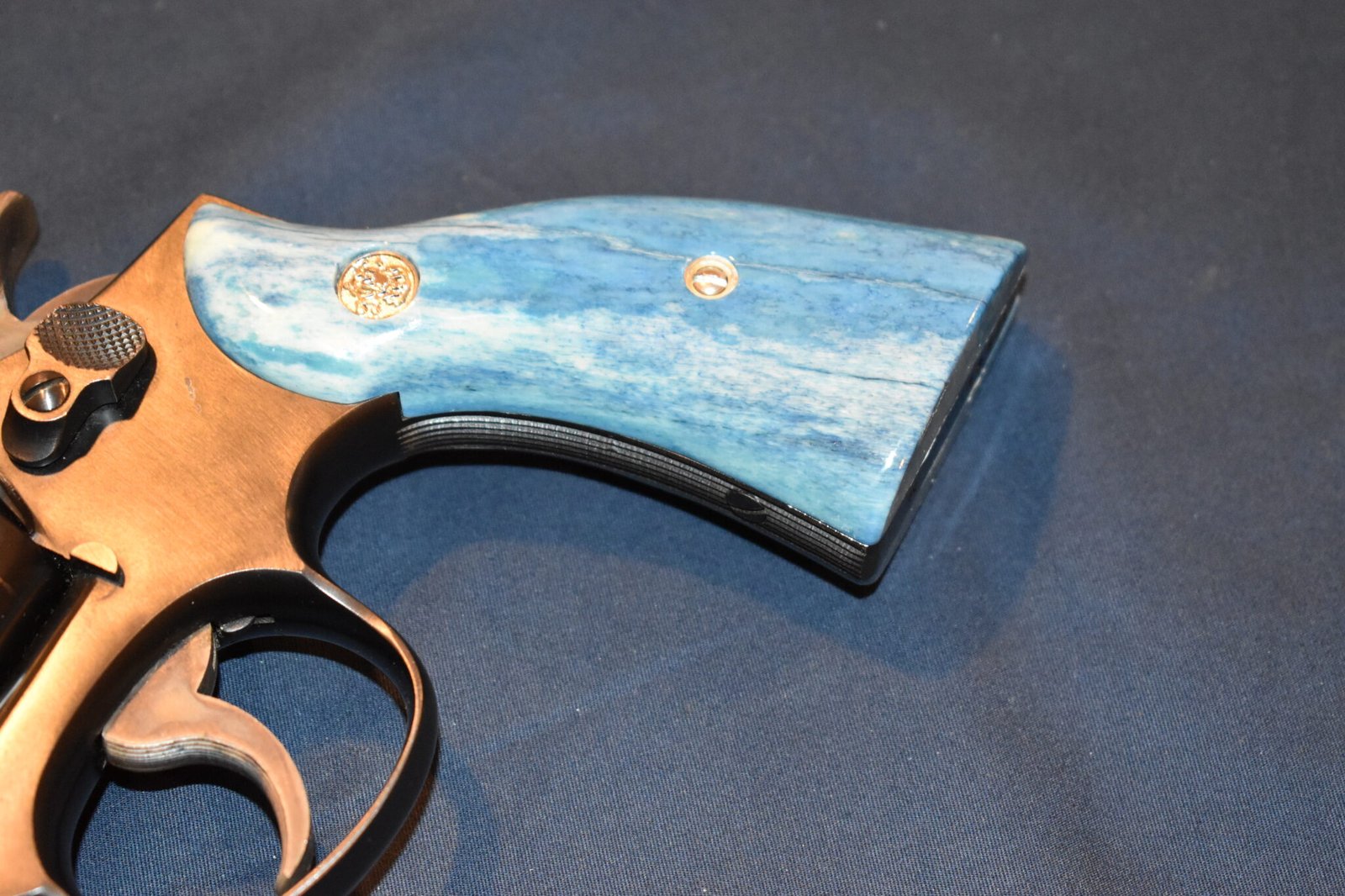 SMITH & WESSON K OR L FRAME SQUARE BUTT PREMIUM GRADE GIRAFFE BONE GRIPS KSQGB5 - Image 12
