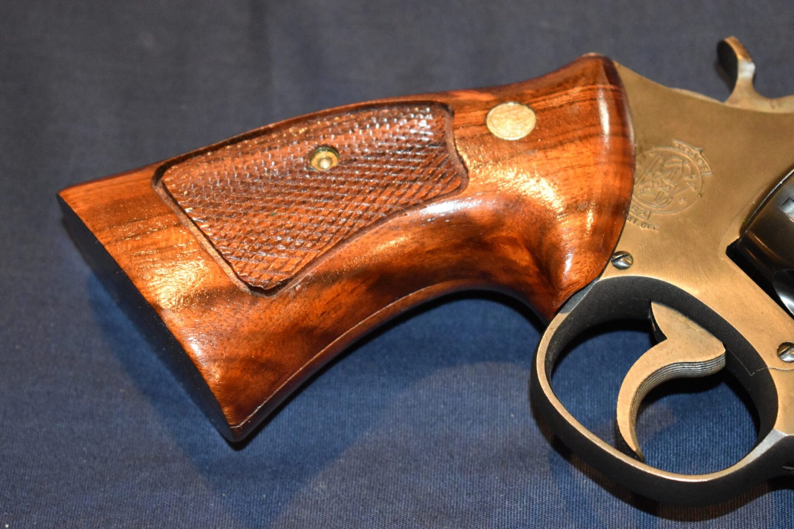 SMITH & WESSON FACTORY N FRAME TARGET GRIPS NT46 - Image 11