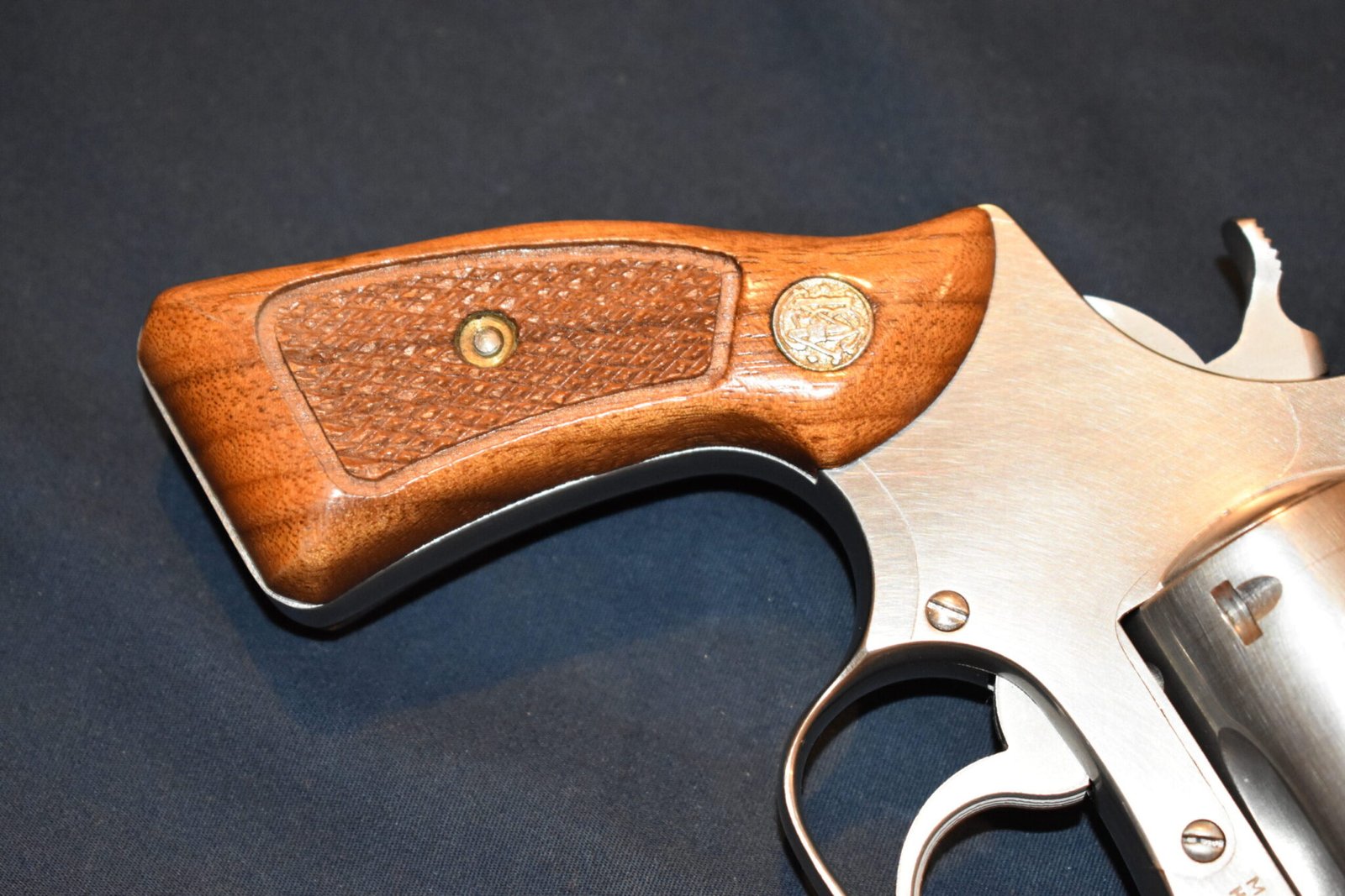 SMITH & WESSON J FRAME GRIPS JSQM2 - Image 11