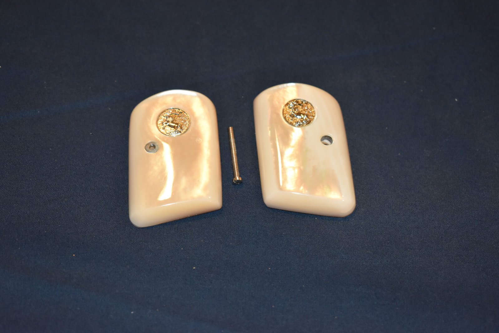 COLT 1908 VEST POCKET MOTHER OF PEARL GRIPS CVPMP3 - Image 2