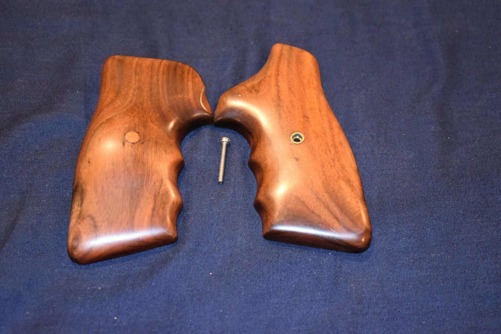 SMITH & WESSON K FRAME FUZZY FARRANT CUSTOM GRIPS SWKFF4 - Image 2