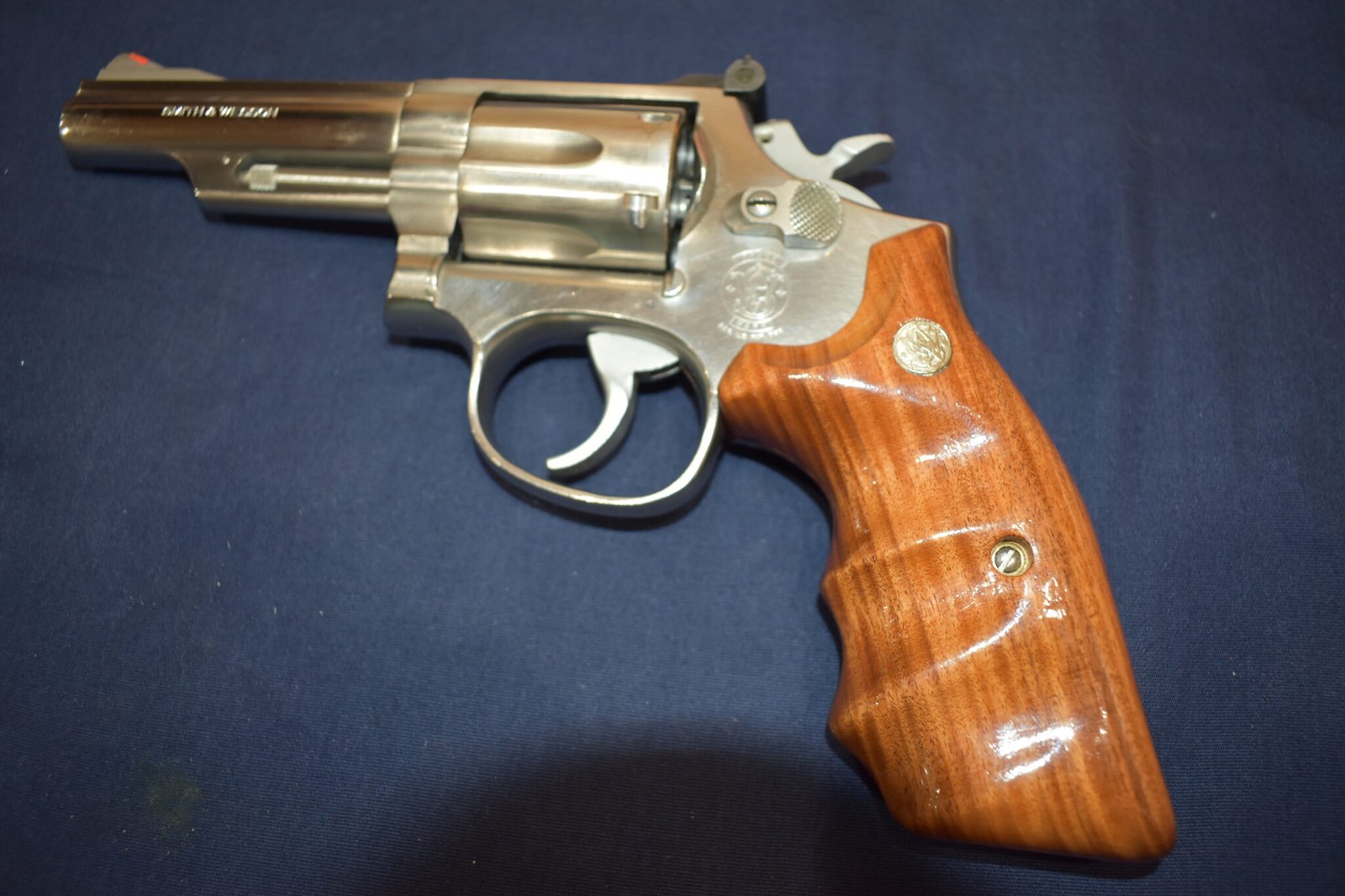 SMITH & WESSON K FRAME SQUARE BUTT FACTORY COMBAT GRIPS KSQC8 - Image 4