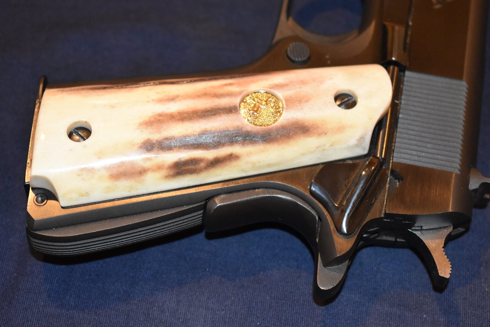 COLT 1911 SAMBAR STAG GRIPS 1911SS31 - Image 5