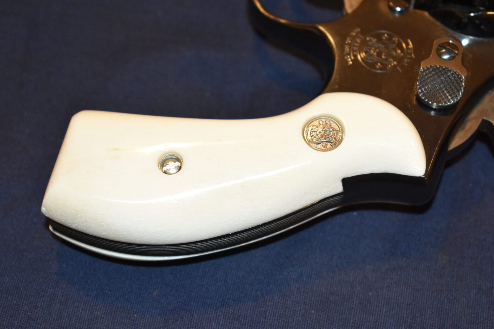 SMITH & WESSON K OR L FRAME ROUND BUTT GIRAFFE BONE GRIPS KRBGB6 - Image 5