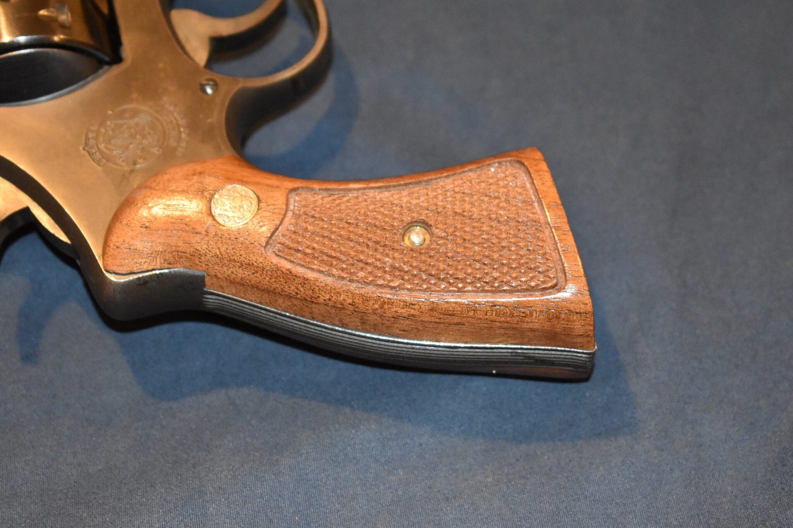 SMITH & WESSON N FRAME MAGNA GRIPS SWNM8 - Image 6