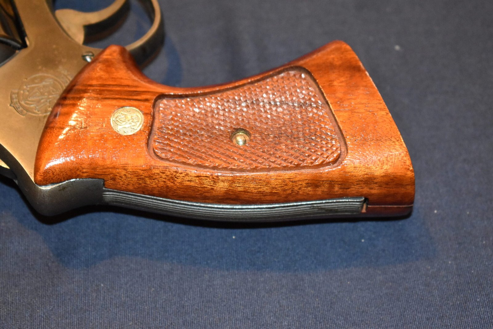 SMITH & WESSON FACTORY N FRAME TARGET GRIPS NT47 - Image 6