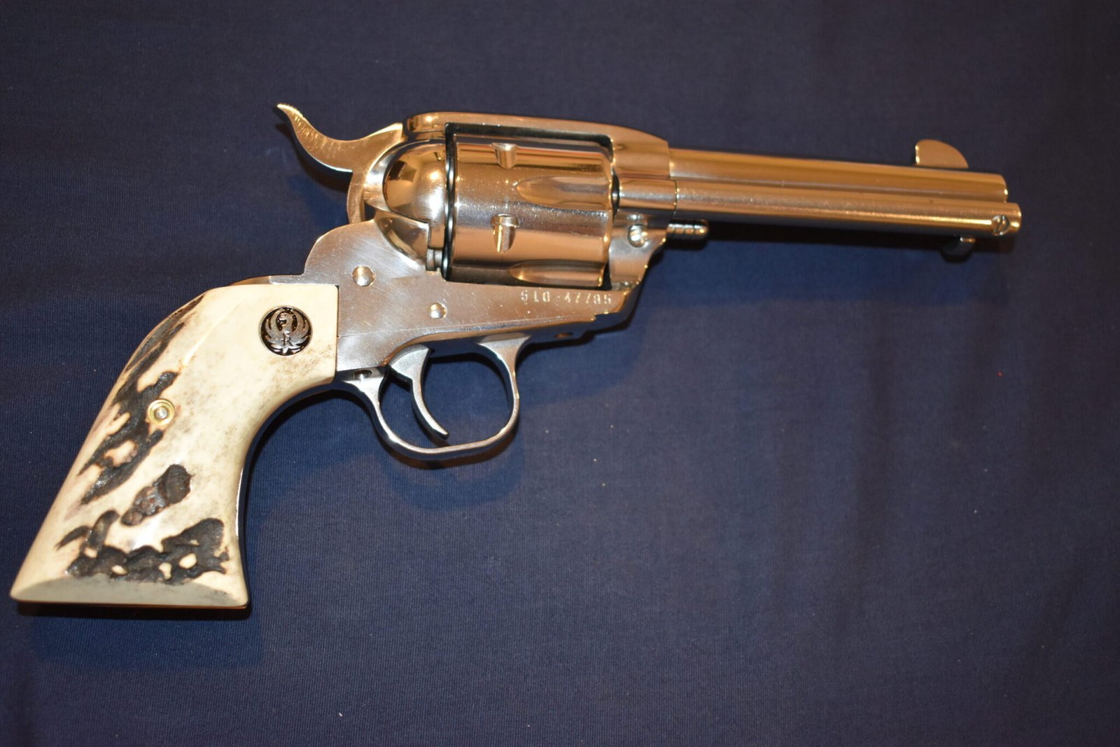 RUGER NEW VAQUERO SAMBAR STAG GRIPS RNVSS15 - Image 7