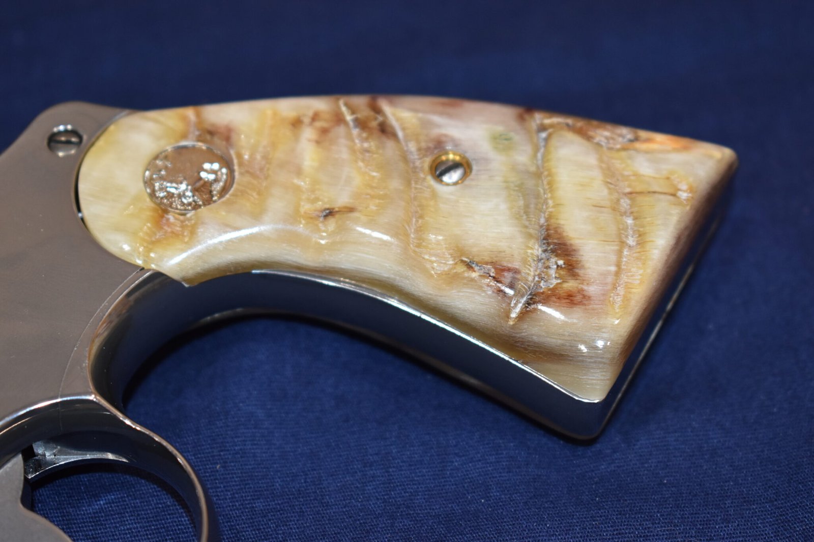 COLT PYTHON PREMIUM GRADE RAM'S HORN GRIPS CPRH10 - Image 12