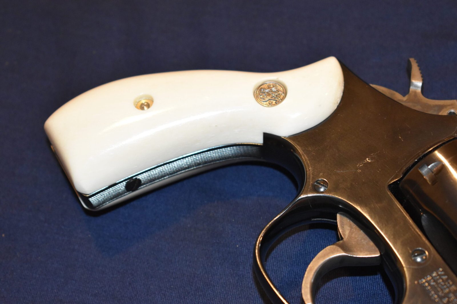 SMITH & WESSON K OR L FRAME ROUND BUTT GIRAFFE BONE GRIPS KRBGB6 - Image 11