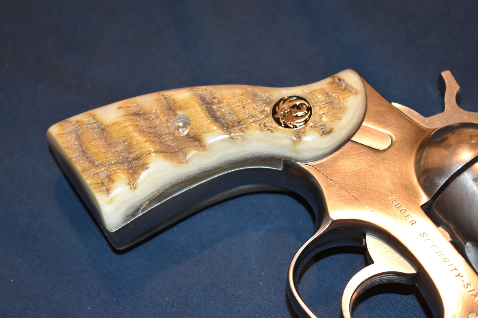 RUGER SECURITY SIX RAMS HORN GRIPS RSSRH1 - Image 11