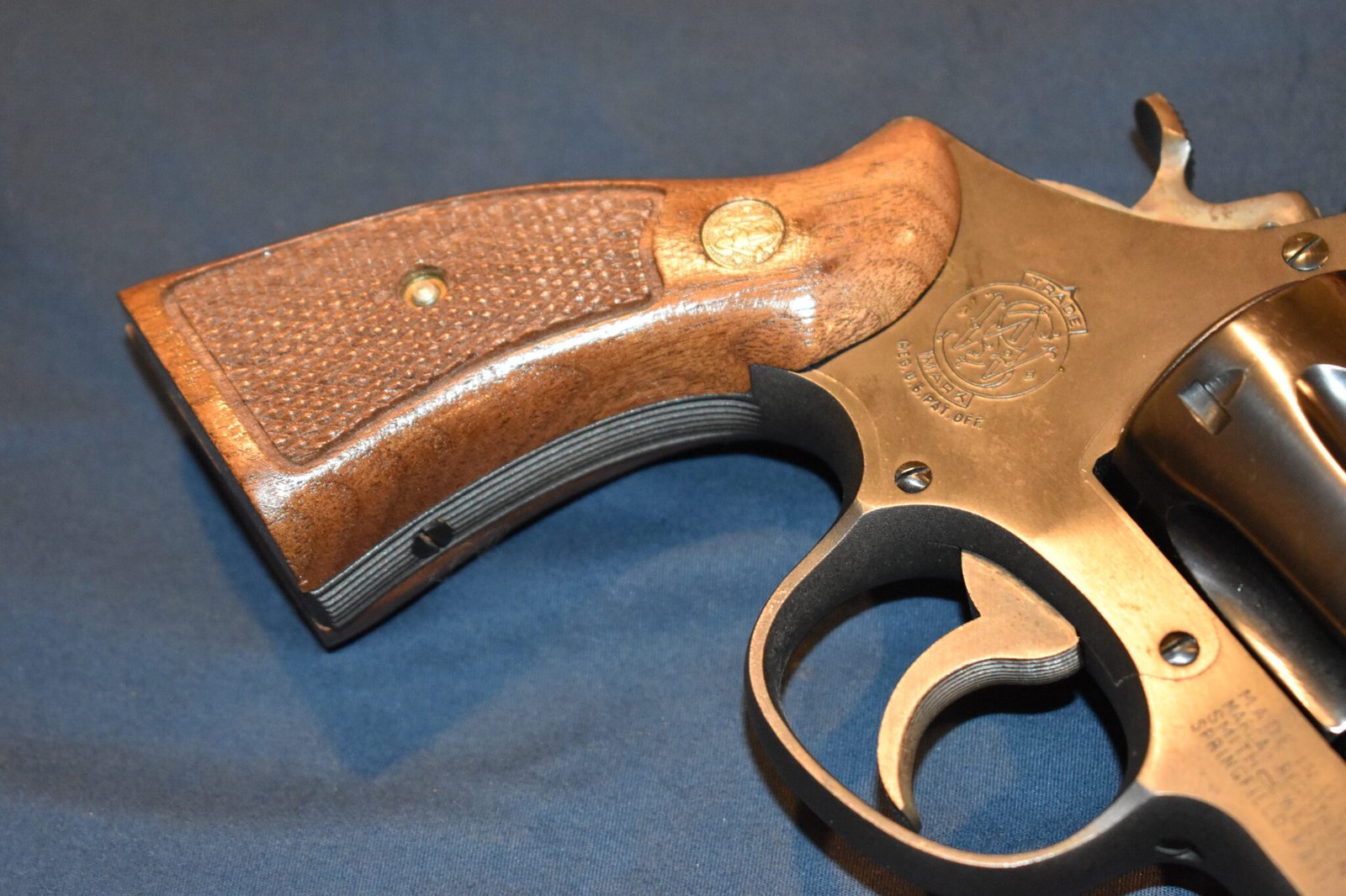 SMITH & WESSON N FRAME MAGNA GRIPS SWNM8 - Image 11