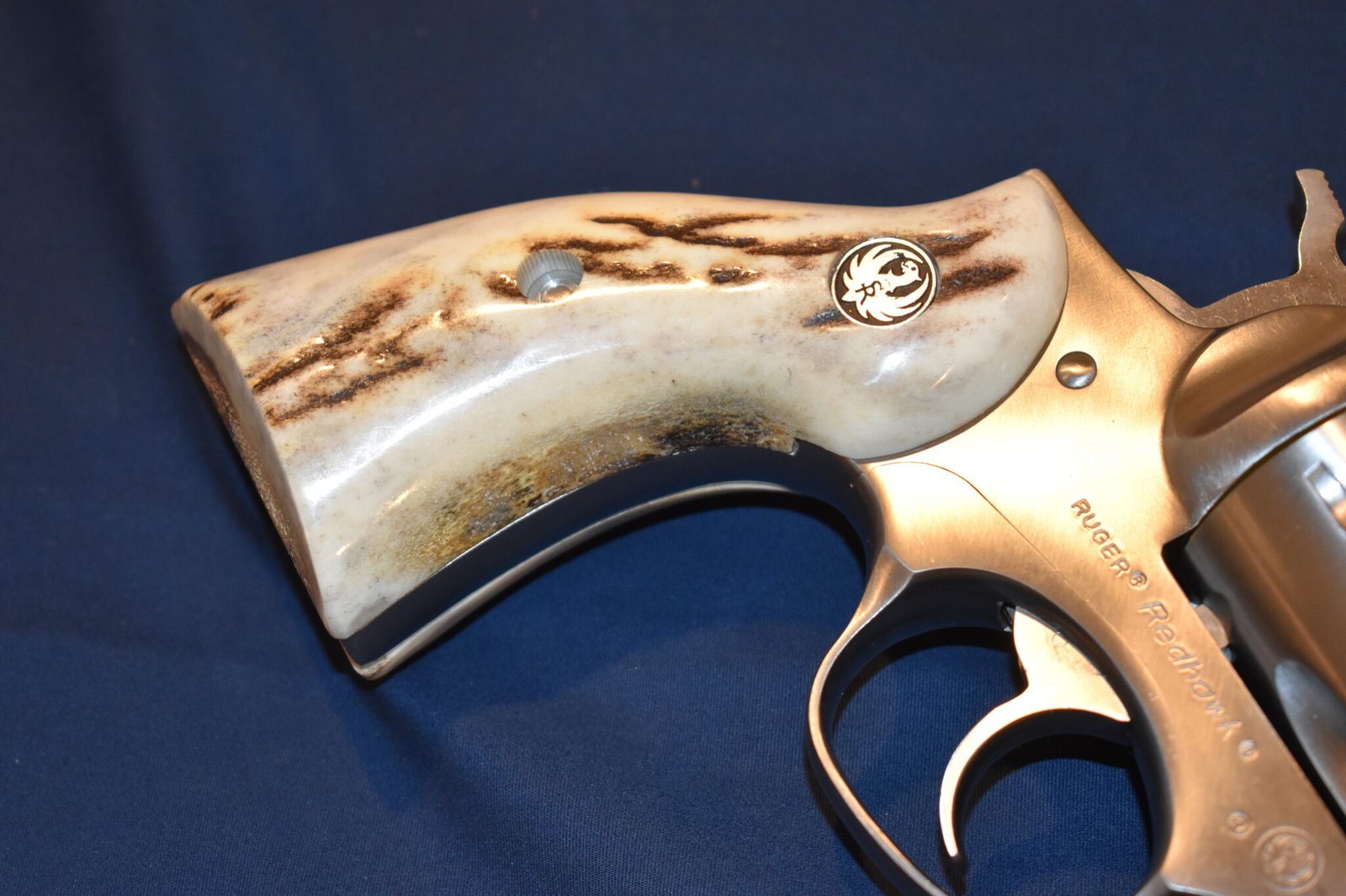 RUGER REDHAWK SAMBAR STAG GRIPS RRHS10 - Image 10