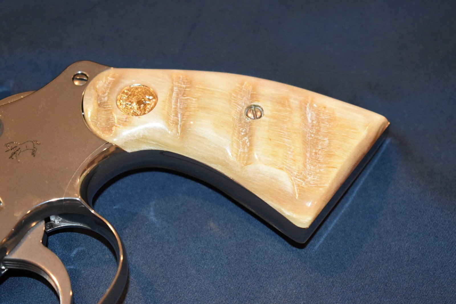 COLT PYTHON PREMIUM GRADE RAM'S HORN GRIPS CPRH6 - Image 12