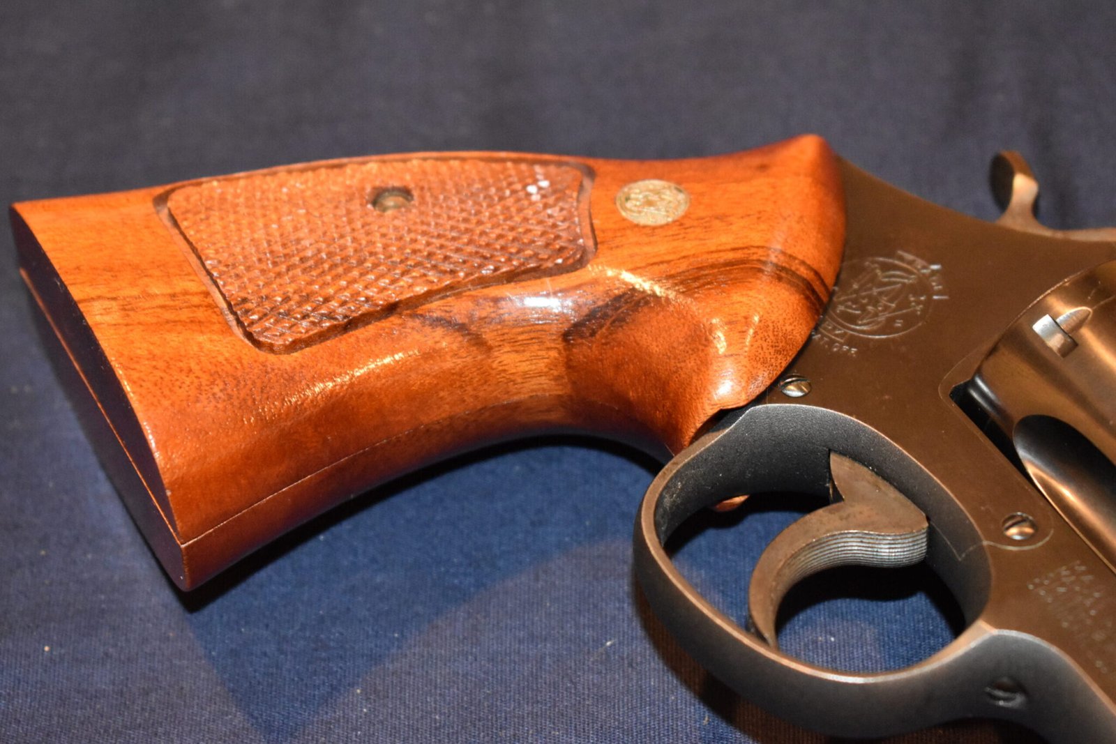 SMITH & WESSON FACTORY N FRAME TARGET GRIPS NT44 - Image 11
