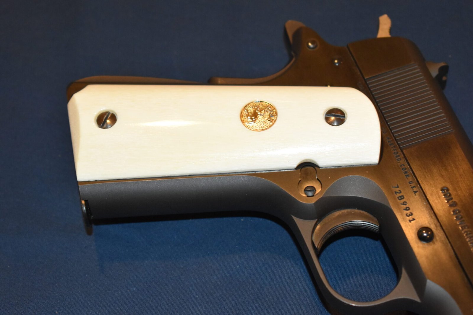 COLT 1911 PREMIUM GRADE GIRAFFE BONE GRIPS 1911GB19 - Image 10