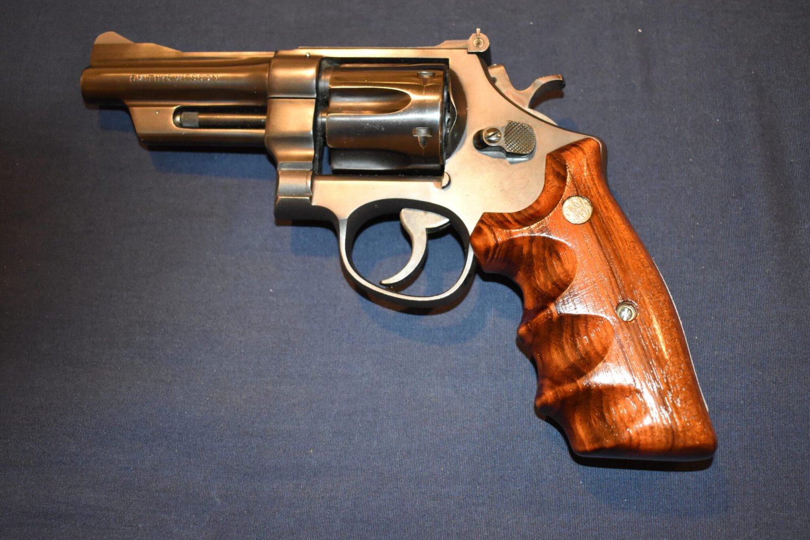 SMITH & WESSON N FRAME SQUARE BUTT COMBAT GRIPS SWNSQBC5 - Image 4