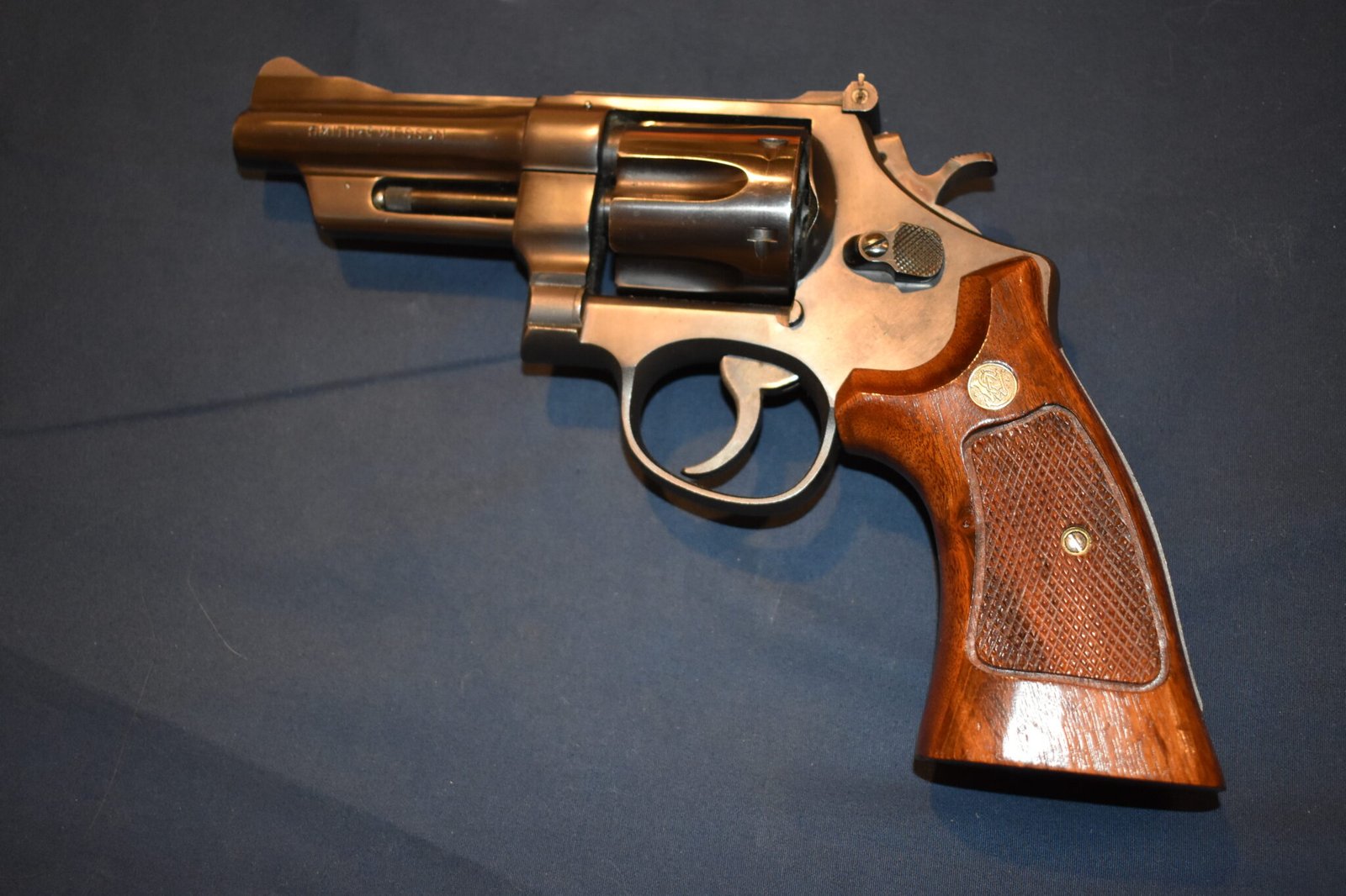 SMITH & WESSON FACTORY N FRAME TARGET GRIPS NT57 - Image 4