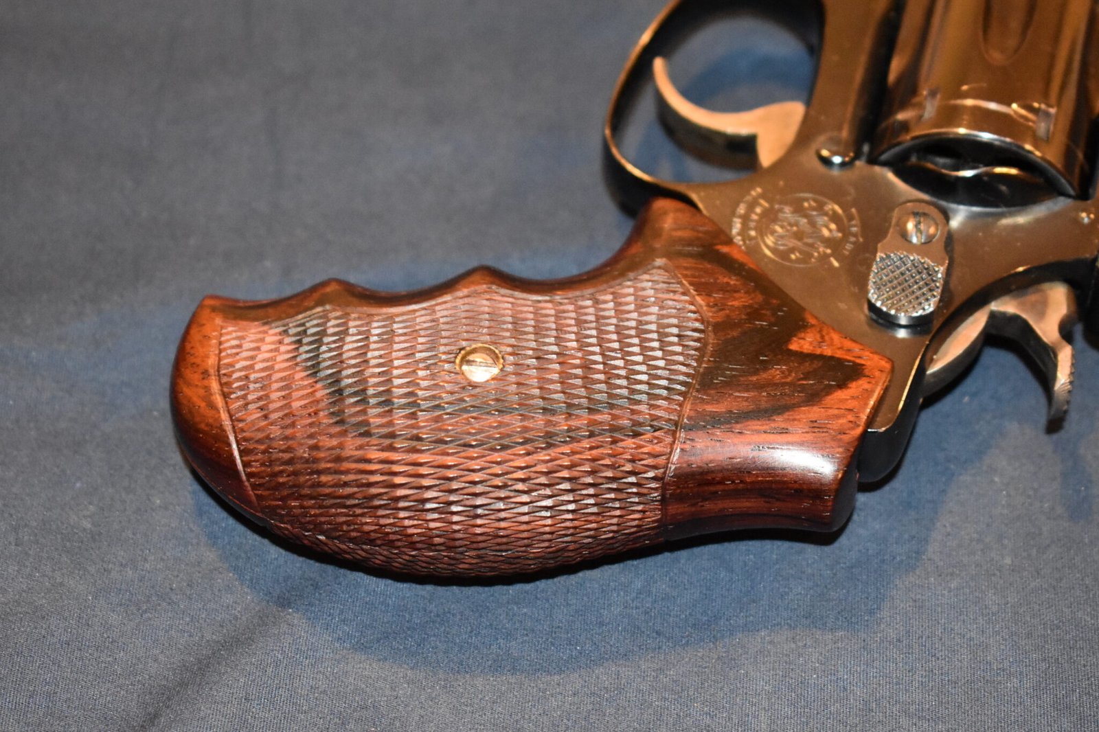 SMITH & WESSON K FRAME FUZZY FARRANT CUSTOM GRIPS SWJFF2 - Image 5