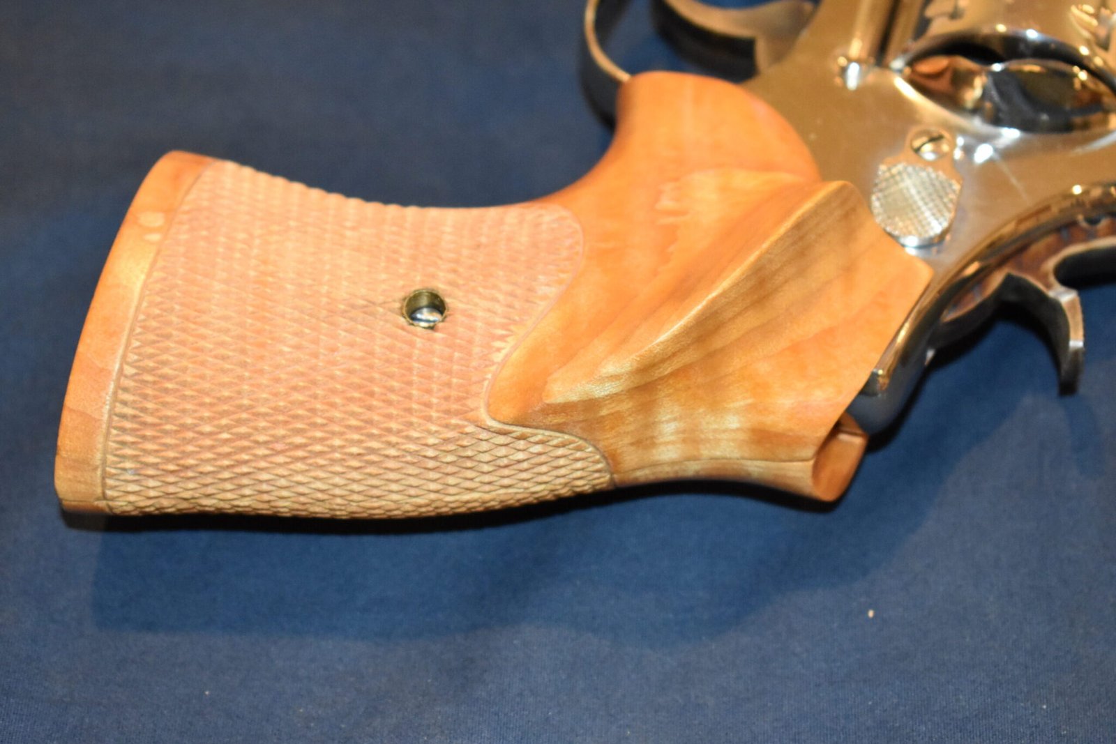 SMITH & WESSON N FRAME LEW SANDERSON CUSTOM GRIPS SWNLS3 - Image 5