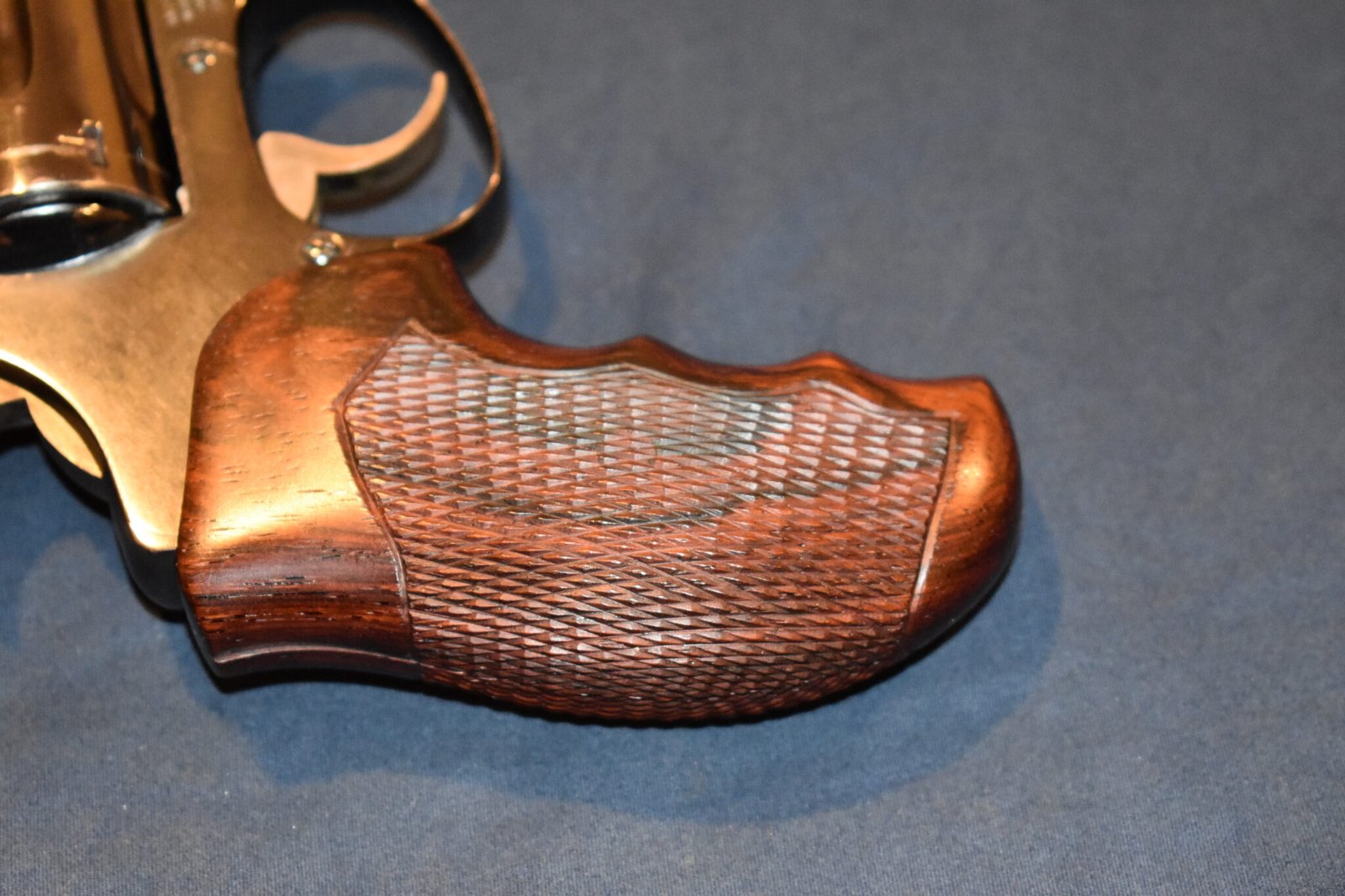 SMITH & WESSON K FRAME FUZZY FARRANT CUSTOM GRIPS SWJFF2 - Image 6
