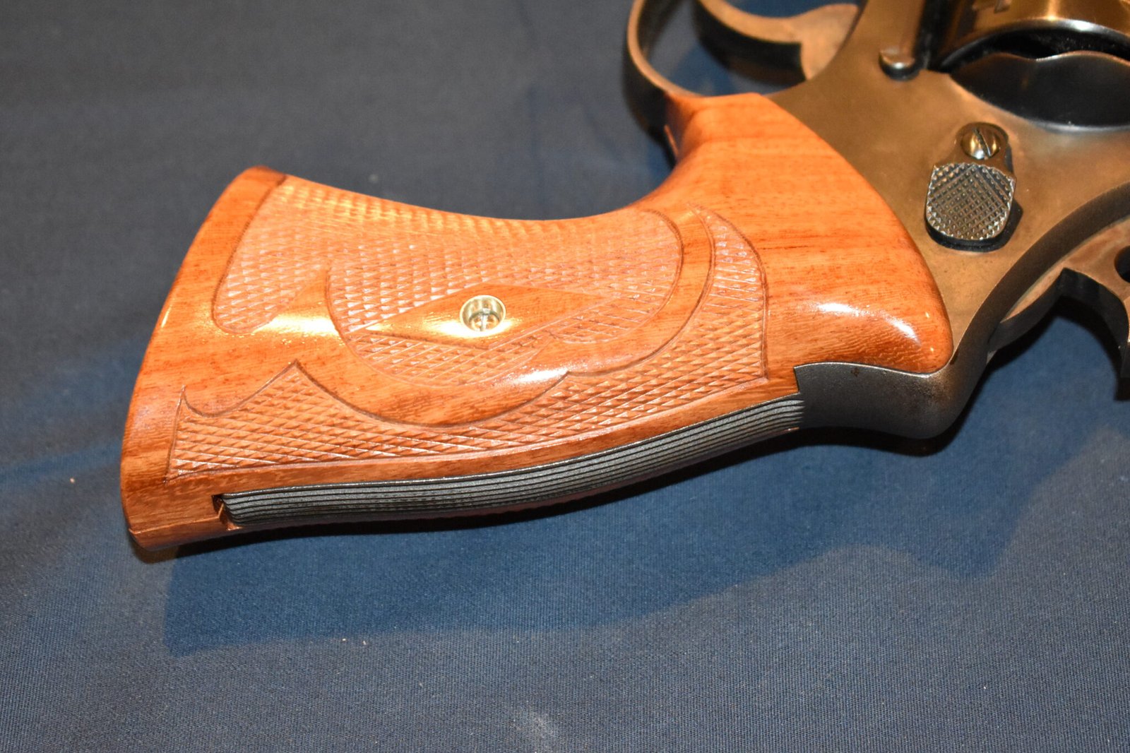 KEITH BROWN CUSTOM SMITH & WESSON N FRAME "ROPER" GRIPS KBNR42 - Image 5