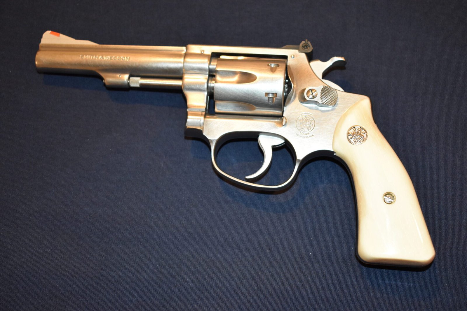 SMITH & WESSON J FRAME PREMIUM GRADE SQUARE BUTT GIRAFFE BONE GRIPS JGB12 - Image 4
